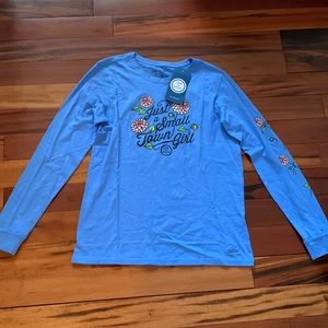 Womens size medium life is good long sleeve graphic shirt.